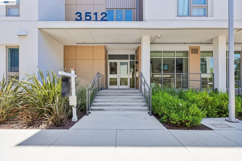 3512 Vision Common Fremont CA 94538