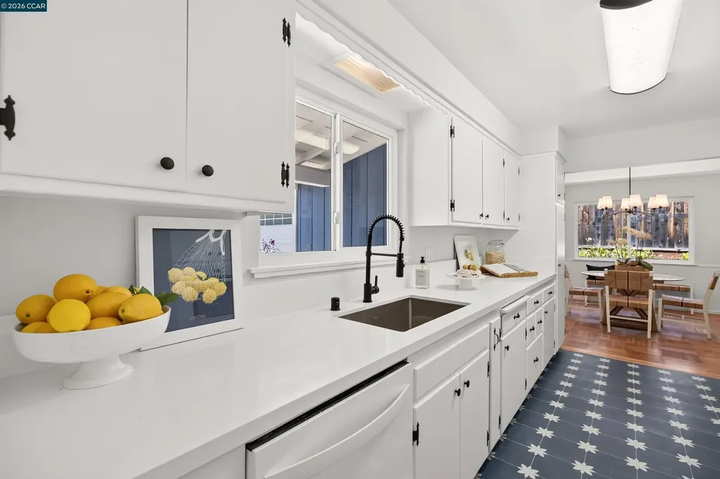 6 Pimentel Court Moraga CA 94556