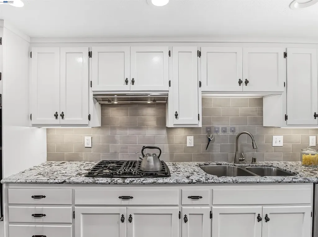 35791 Scarborough Drive Newark CA 94560