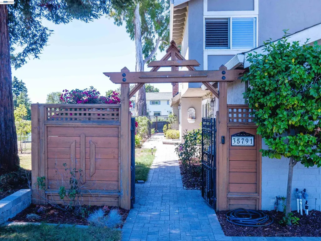 35791 Scarborough Drive Newark CA 94560