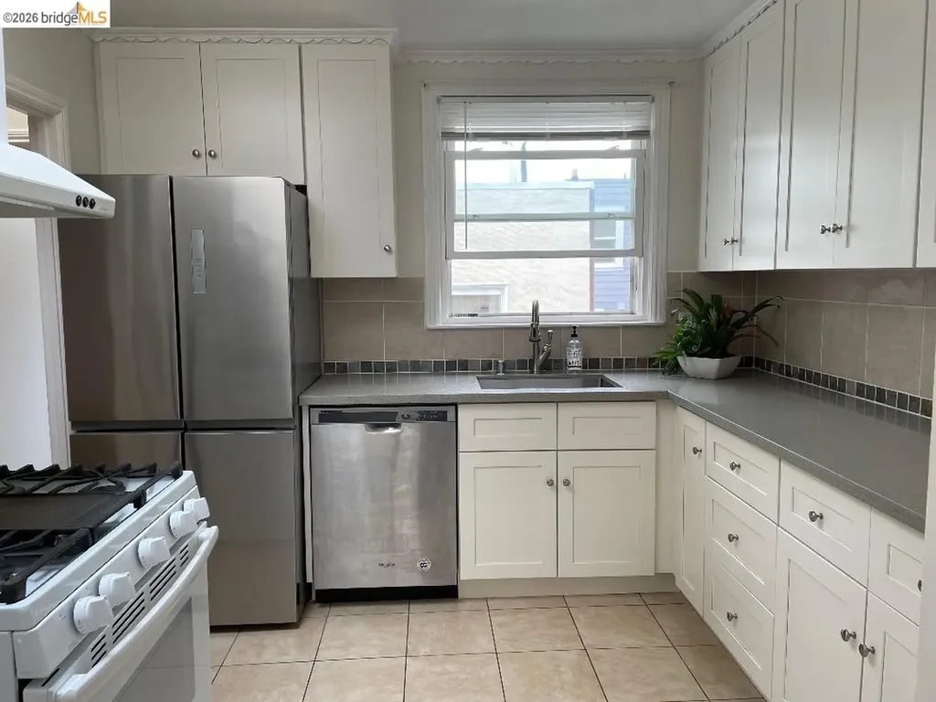 1888 20th Avenue San Francisco CA 94122