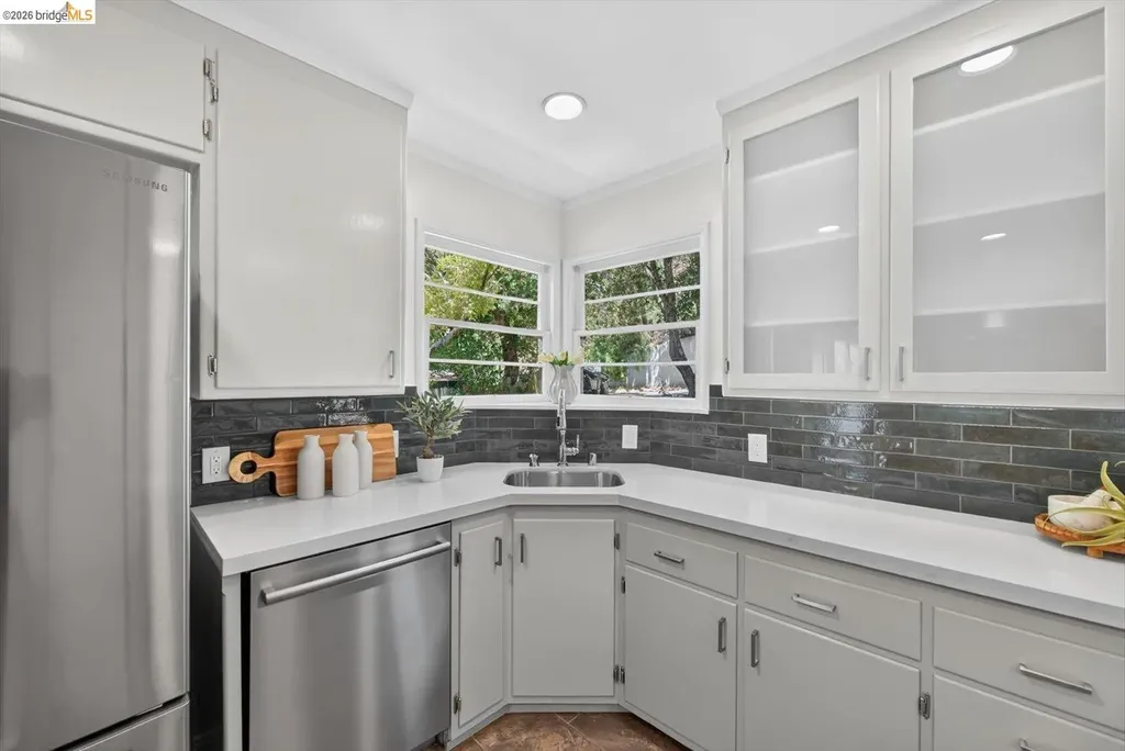 3014 Guido Street Oakland CA 94602