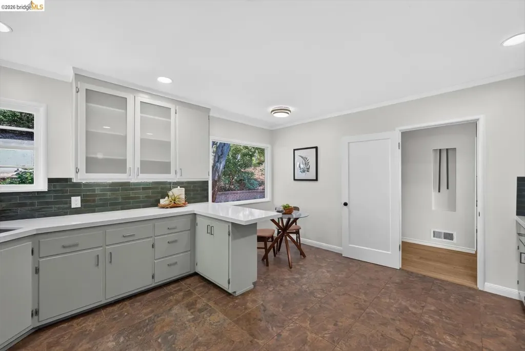 3014 Guido Street Oakland CA 94602