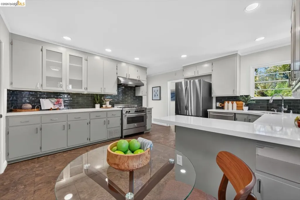 3014 Guido Street Oakland CA 94602