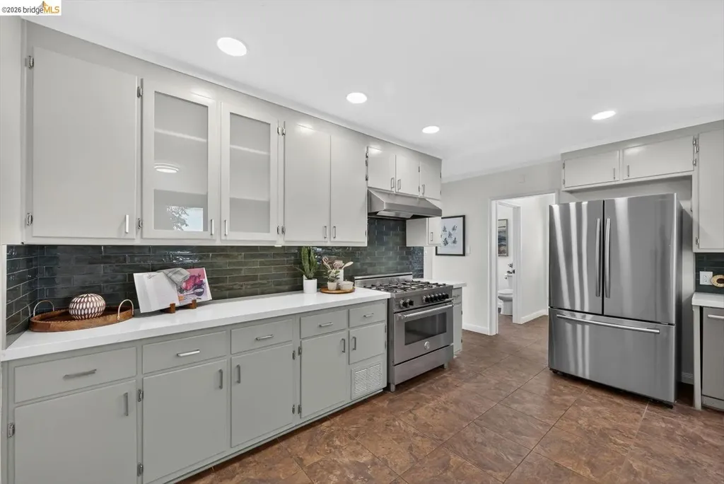 3014 Guido Street Oakland CA 94602