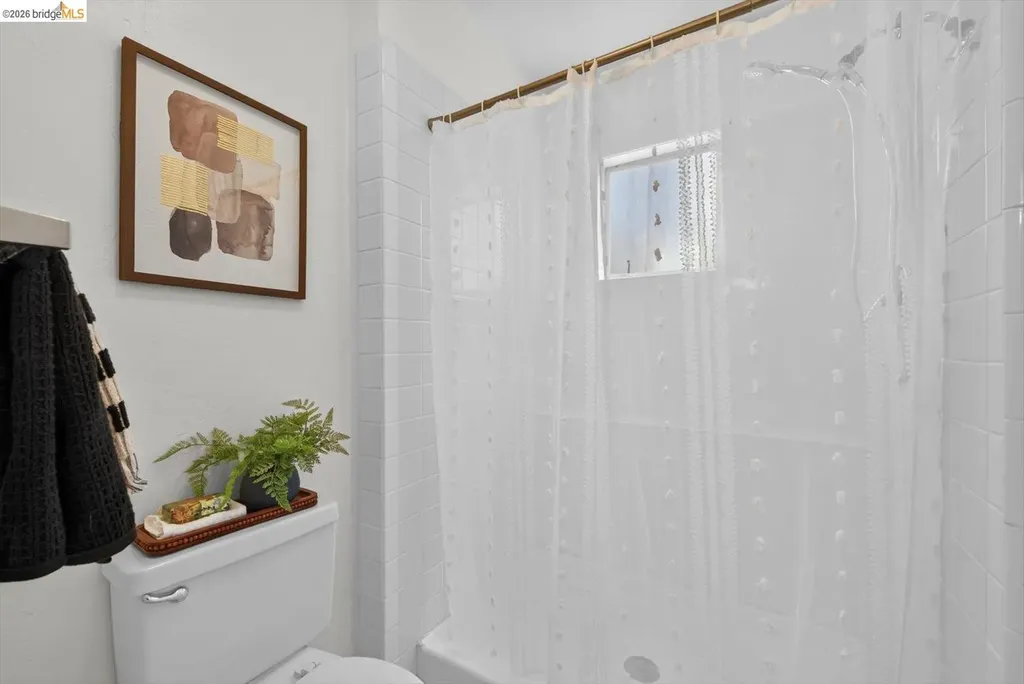 3014 Guido Street Oakland CA 94602