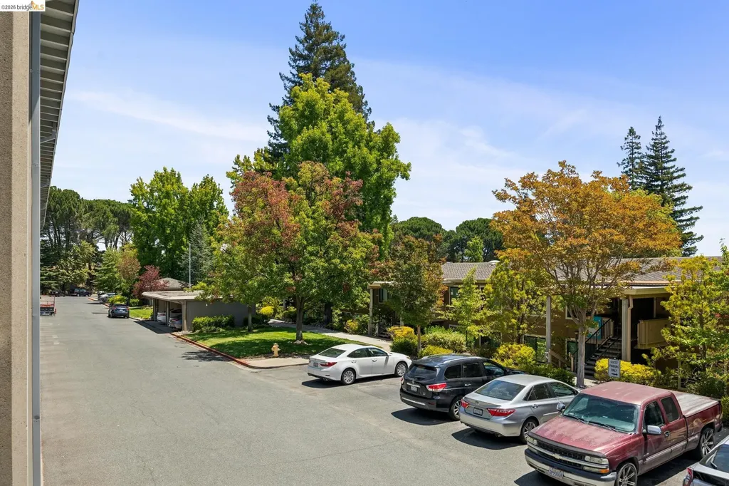 2925 Golden Rain Road Walnut Creek CA 94595