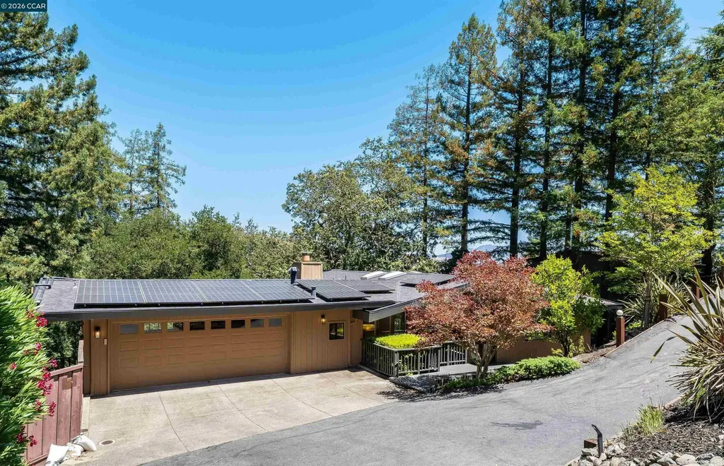 1066 Via Baja Lafayette CA 94549