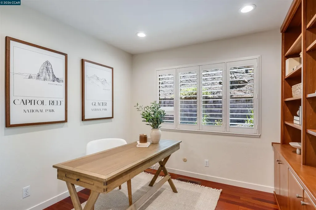 1066 Via Baja Lafayette CA 94549