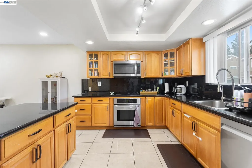 37946 Bright Common Fremont CA 94536