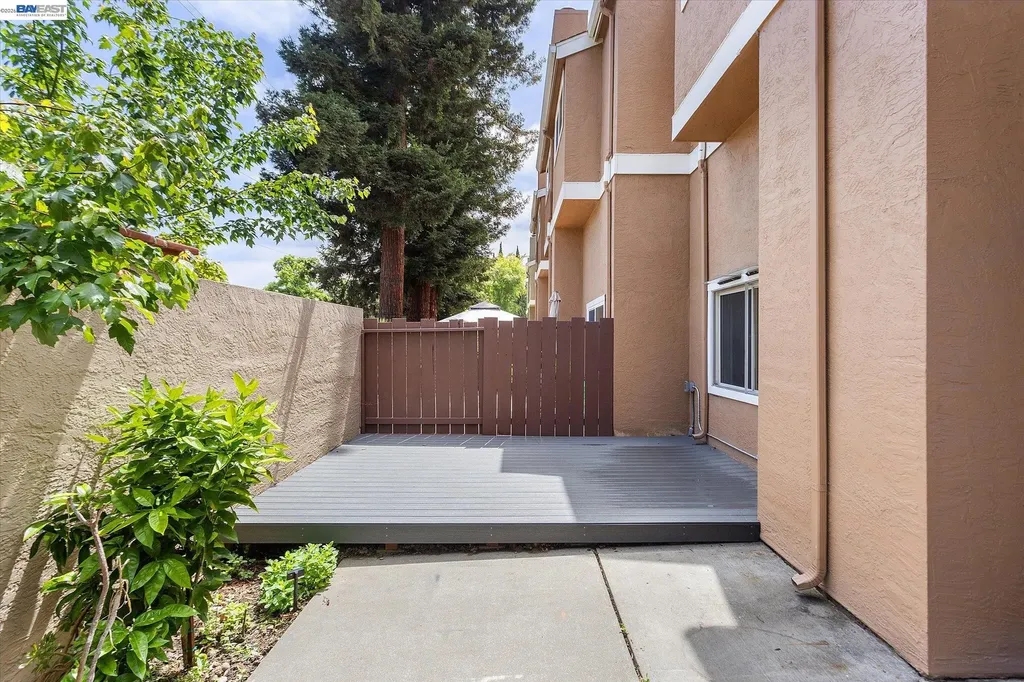 37946 Bright Common Fremont CA 94536