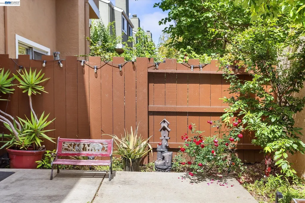 37946 Bright Common Fremont CA 94536