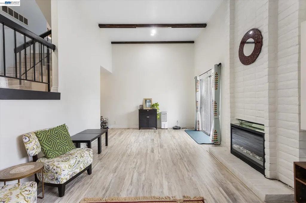 37946 Bright Common Fremont CA 94536