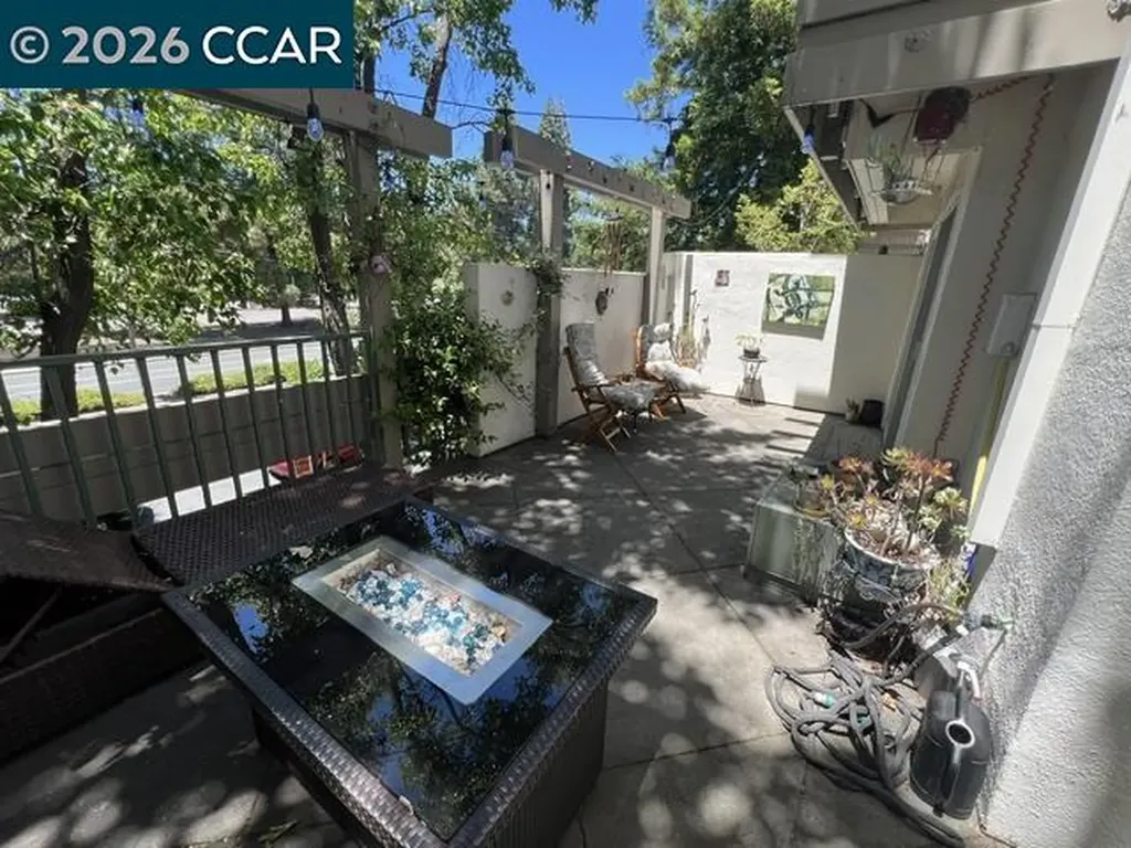4 Mozden Lane Pleasant Hill CA 94523