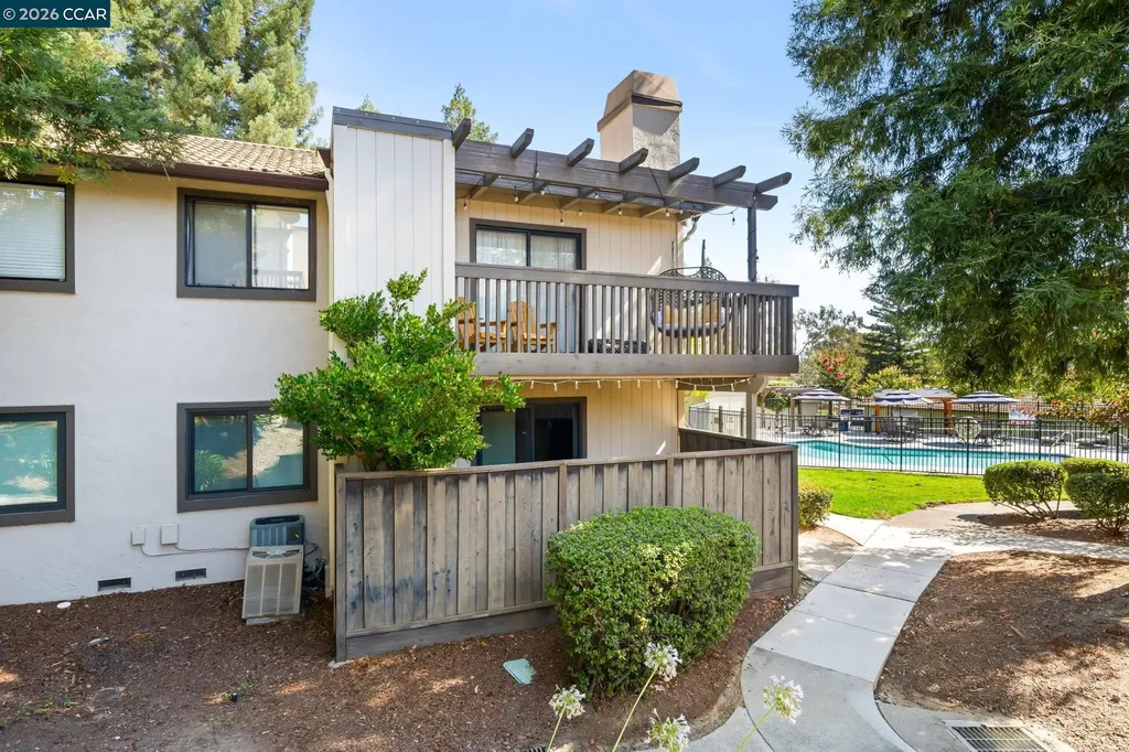 1355 Hull Lane Martinez CA 94553