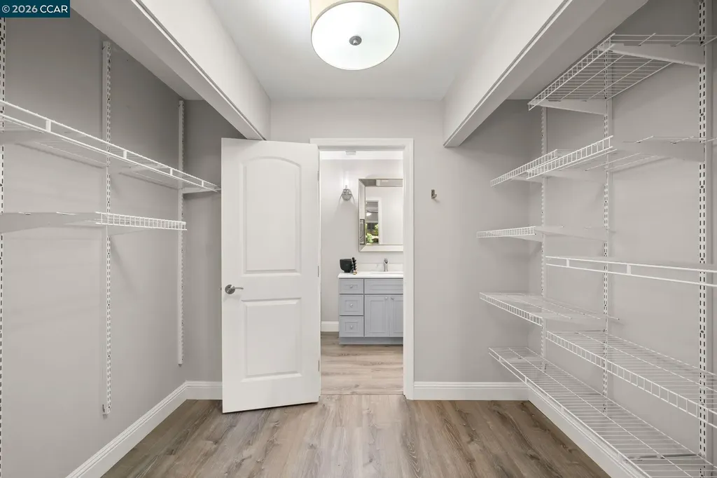1355 Hull Lane Martinez CA 94553