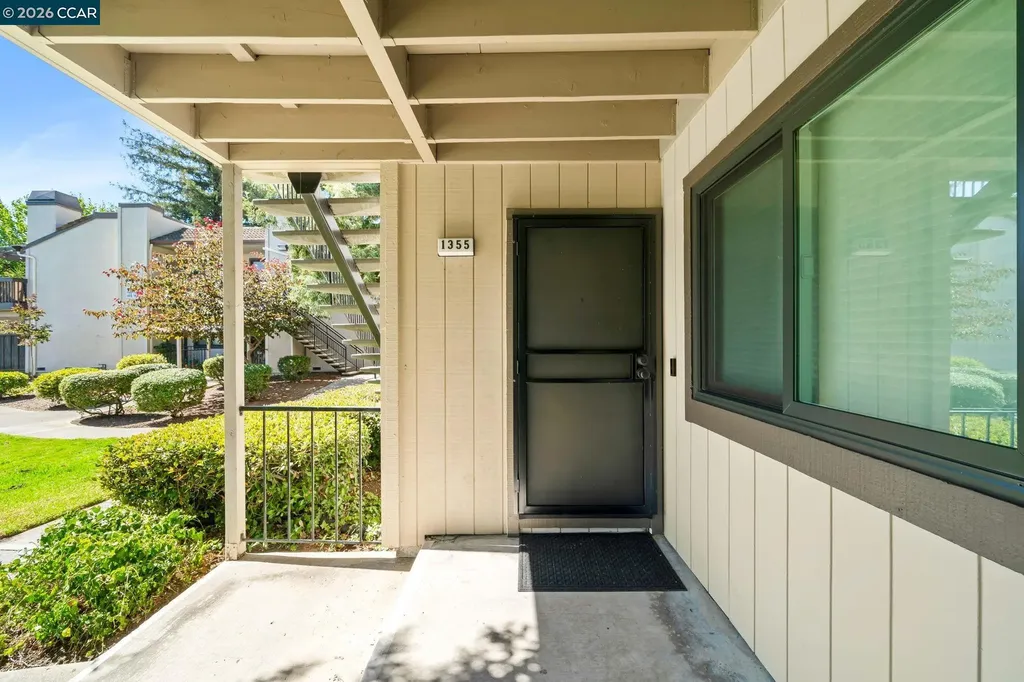1355 Hull Lane Martinez CA 94553