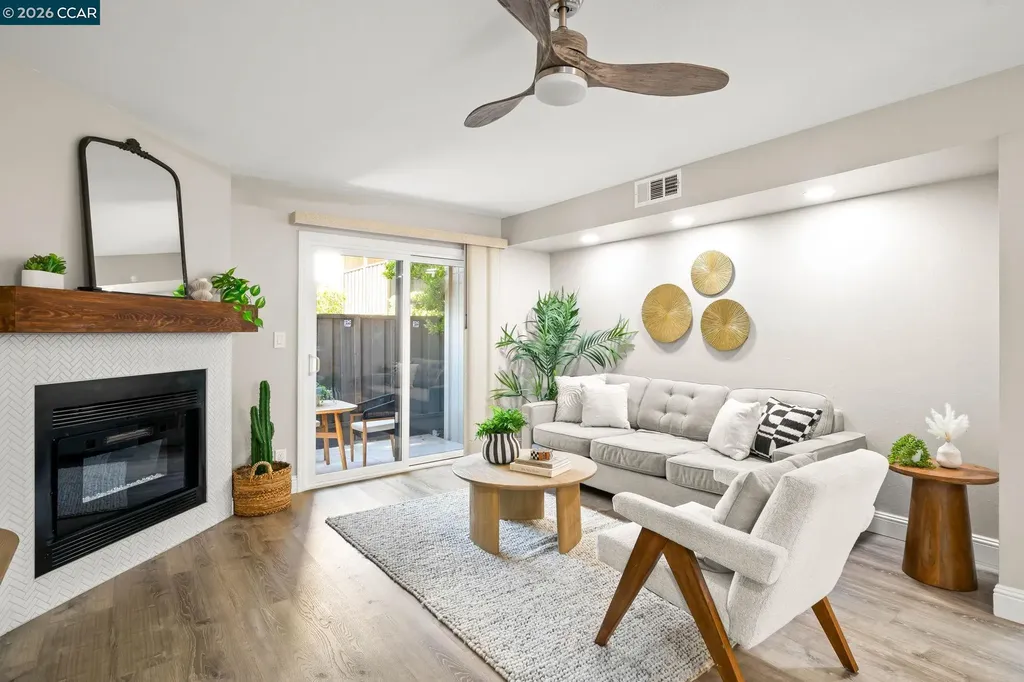 1355 Hull Lane Martinez CA 94553
