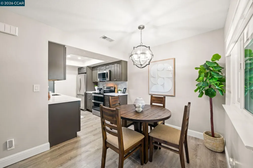 1355 Hull Lane Martinez CA 94553