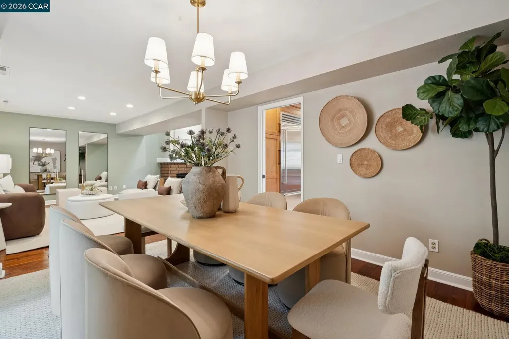 1560 Pyrenees Place Walnut Creek CA 94598