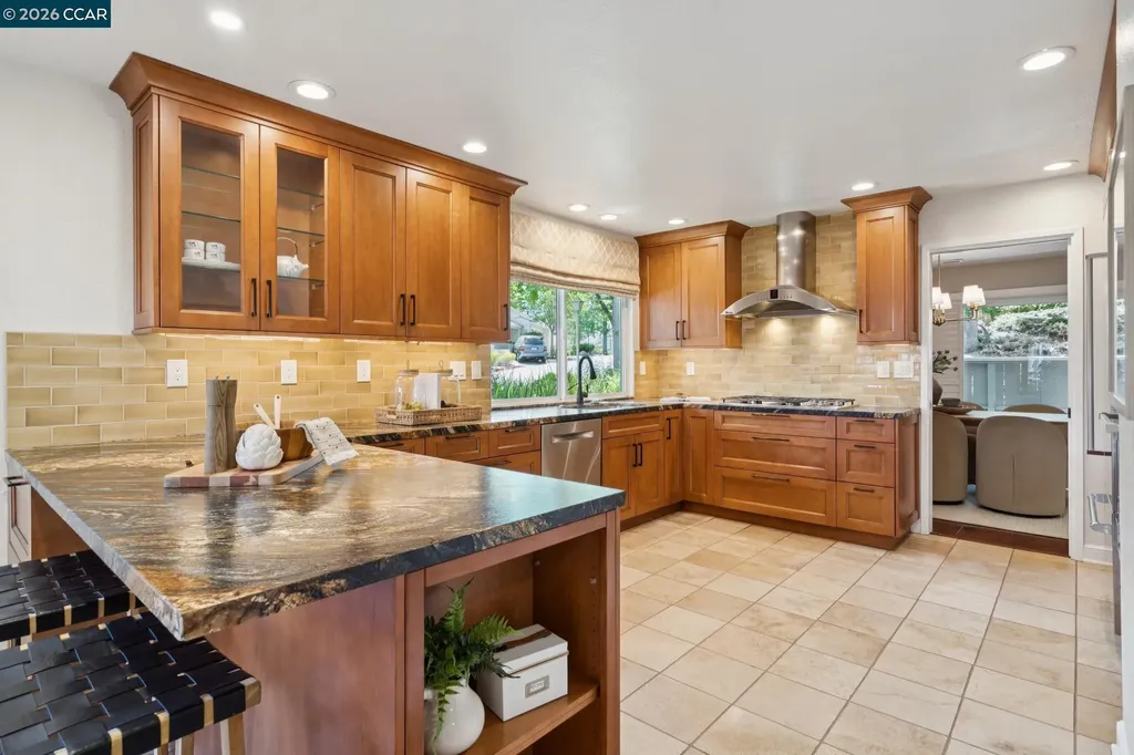 1560 Pyrenees Place Walnut Creek CA 94598
