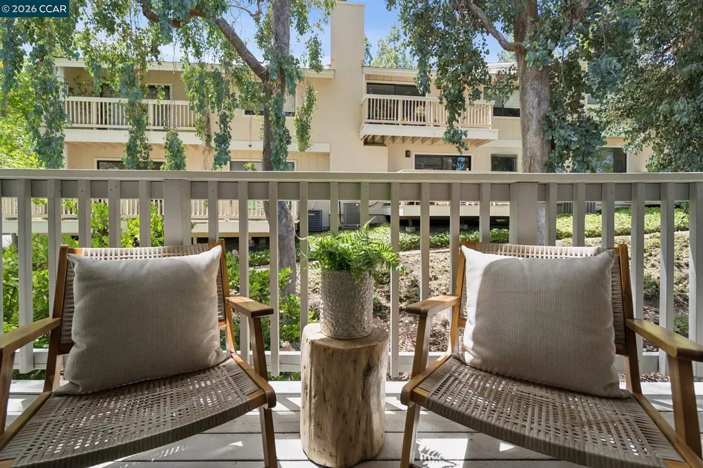 1560 Pyrenees Place Walnut Creek CA 94598