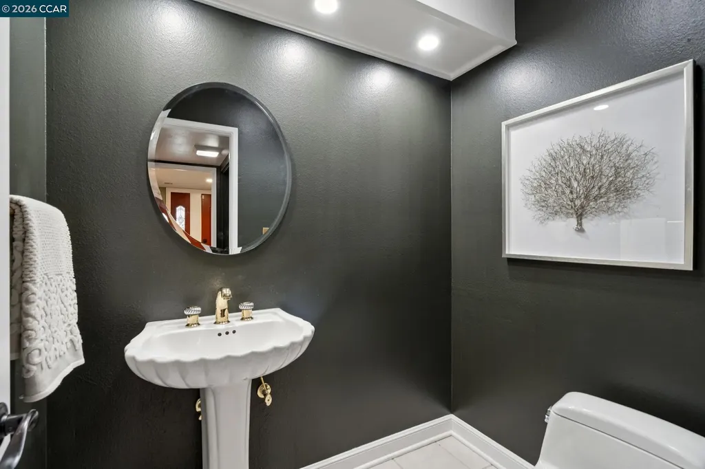 1560 Pyrenees Place Walnut Creek CA 94598