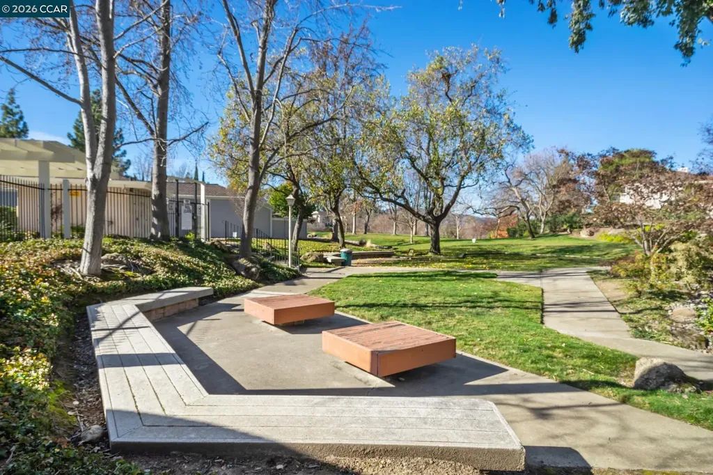 1560 Pyrenees Place Walnut Creek CA 94598