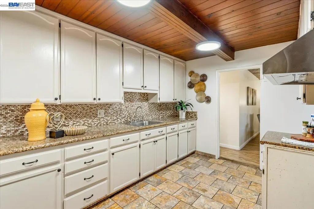 1006 Lake Street San Pablo CA 94806