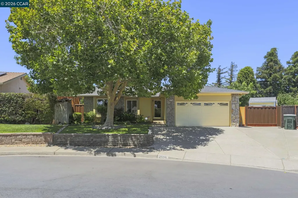 2124 Impala Court Pittsburg CA 94565
