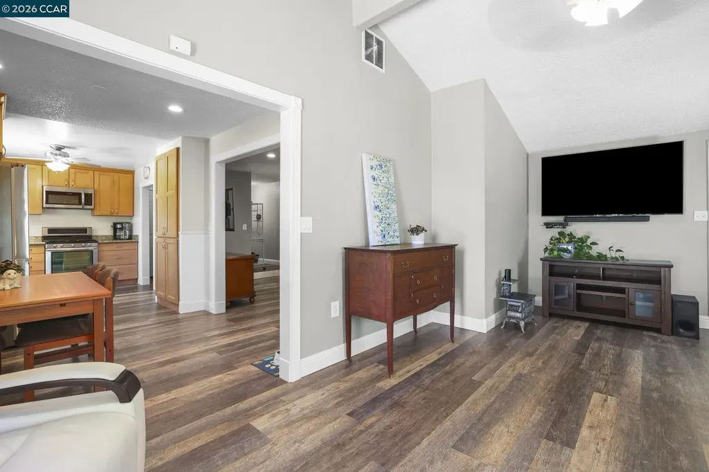 2124 Impala Court Pittsburg CA 94565