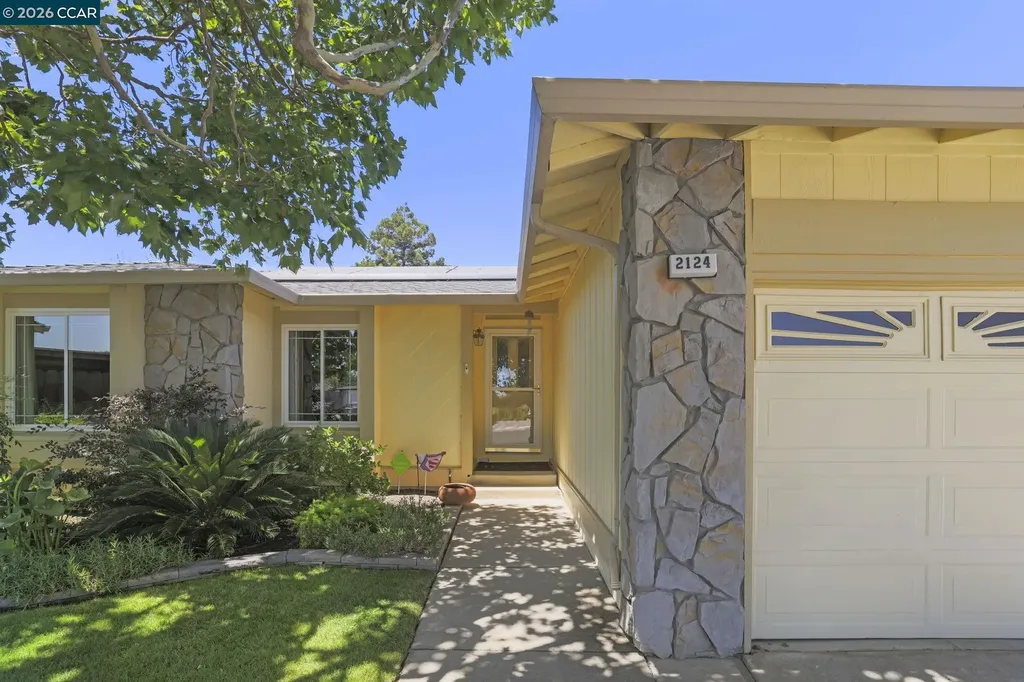 2124 Impala Court Pittsburg CA 94565