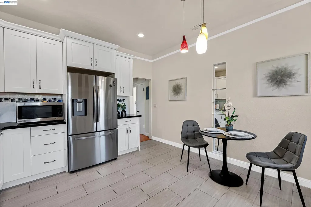 3725 Linwood Avenue Oakland CA 94602