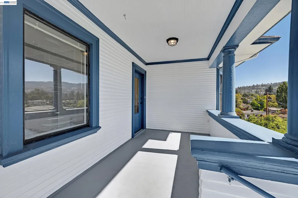 3725 Linwood Avenue Oakland CA 94602