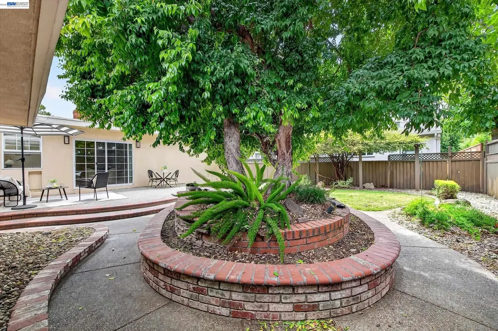 1576 4th Street Livermore CA 94550