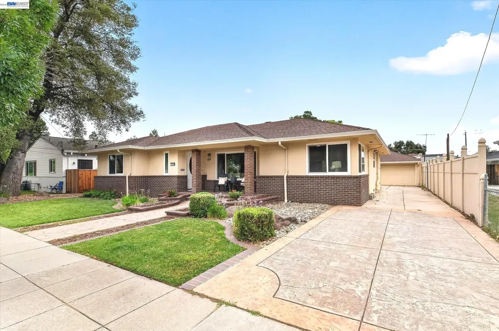 1576 4th Street Livermore CA 94550