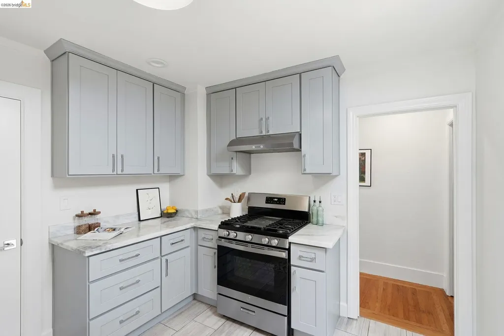 3142 Maxwell Avenue Oakland CA 94619
