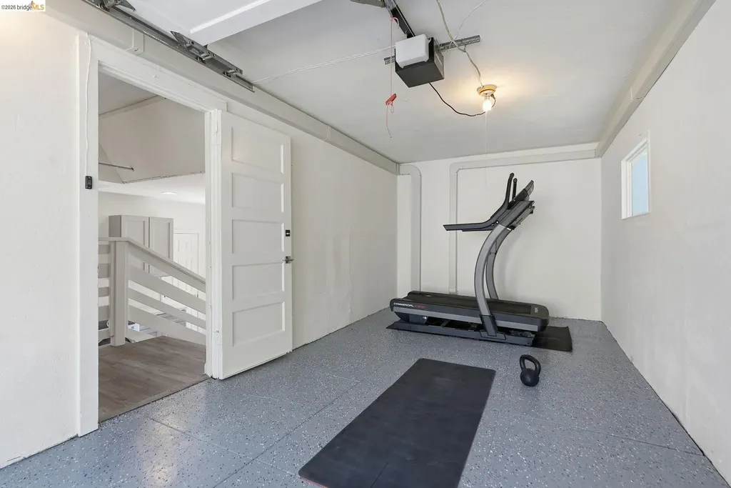 3142 Maxwell Avenue Oakland CA 94619