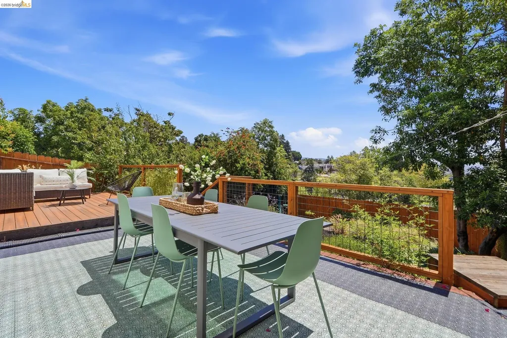 3142 Maxwell Avenue Oakland CA 94619
