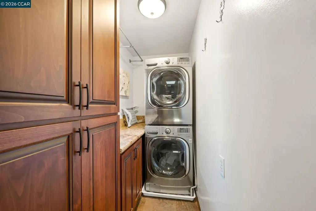 1361 La Vista Avenue Concord CA 94521