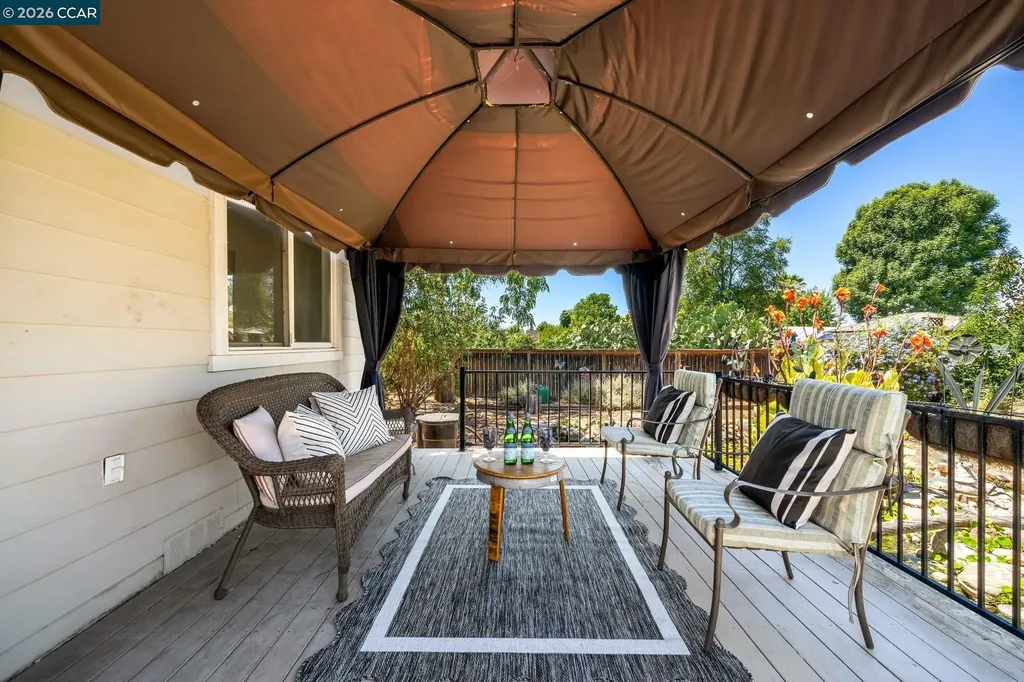 1361 La Vista Avenue Concord CA 94521