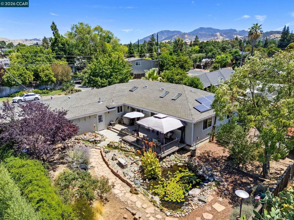 1361 La Vista Avenue Concord CA 94521