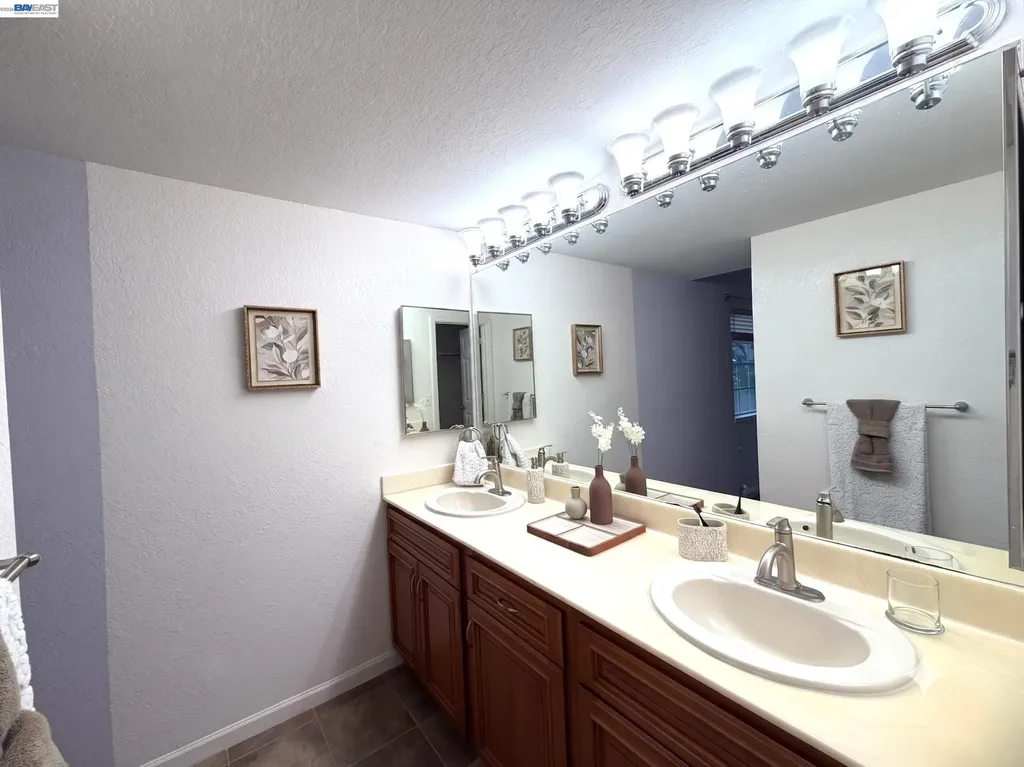 11651 Rolling Hills Place Dublin CA 94568