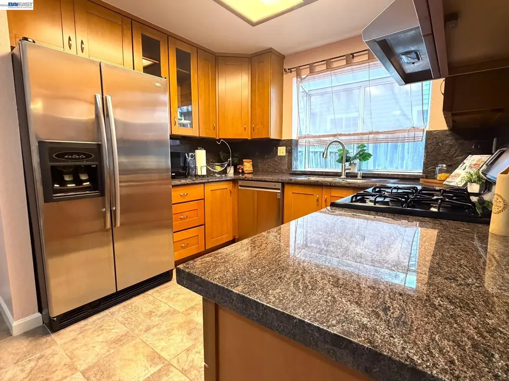 11651 Rolling Hills Place Dublin CA 94568