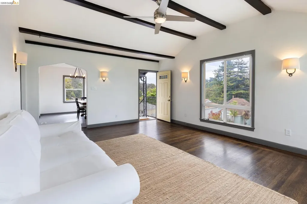 8342 Ney Avenue Oakland CA 94605