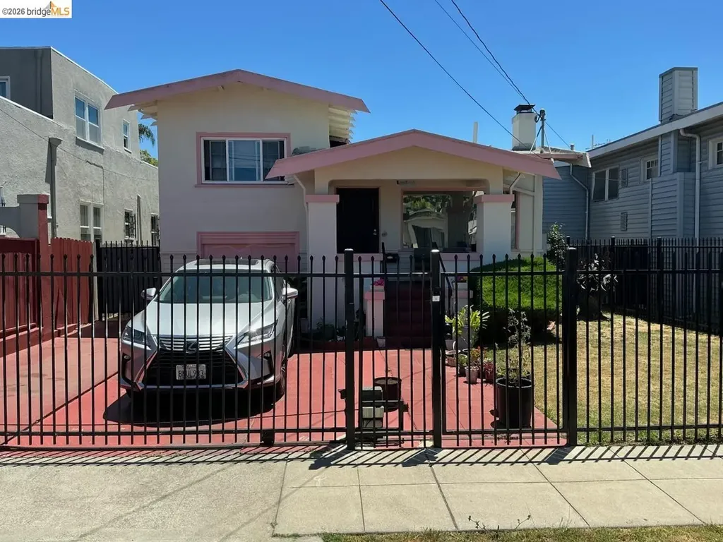 Oakland CA, 1862 66TH Avenue