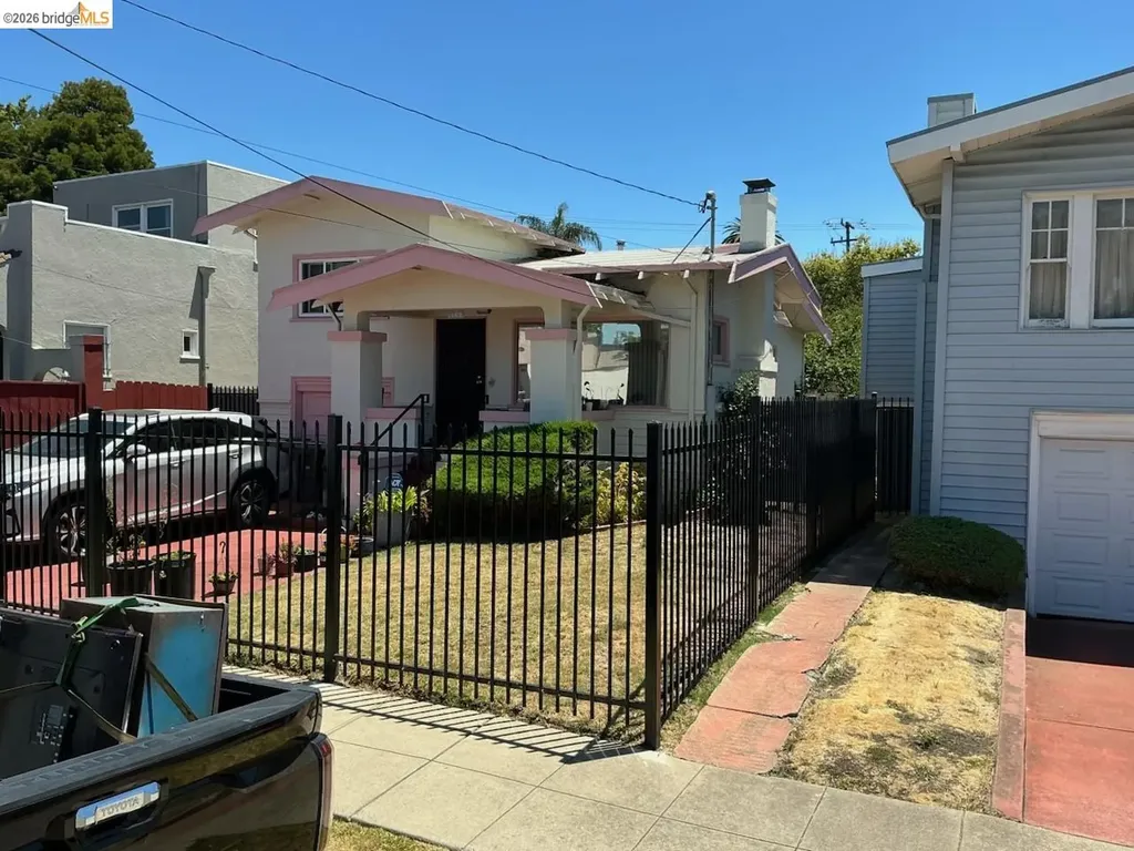 1862 66th Avenue Oakland CA 94621
