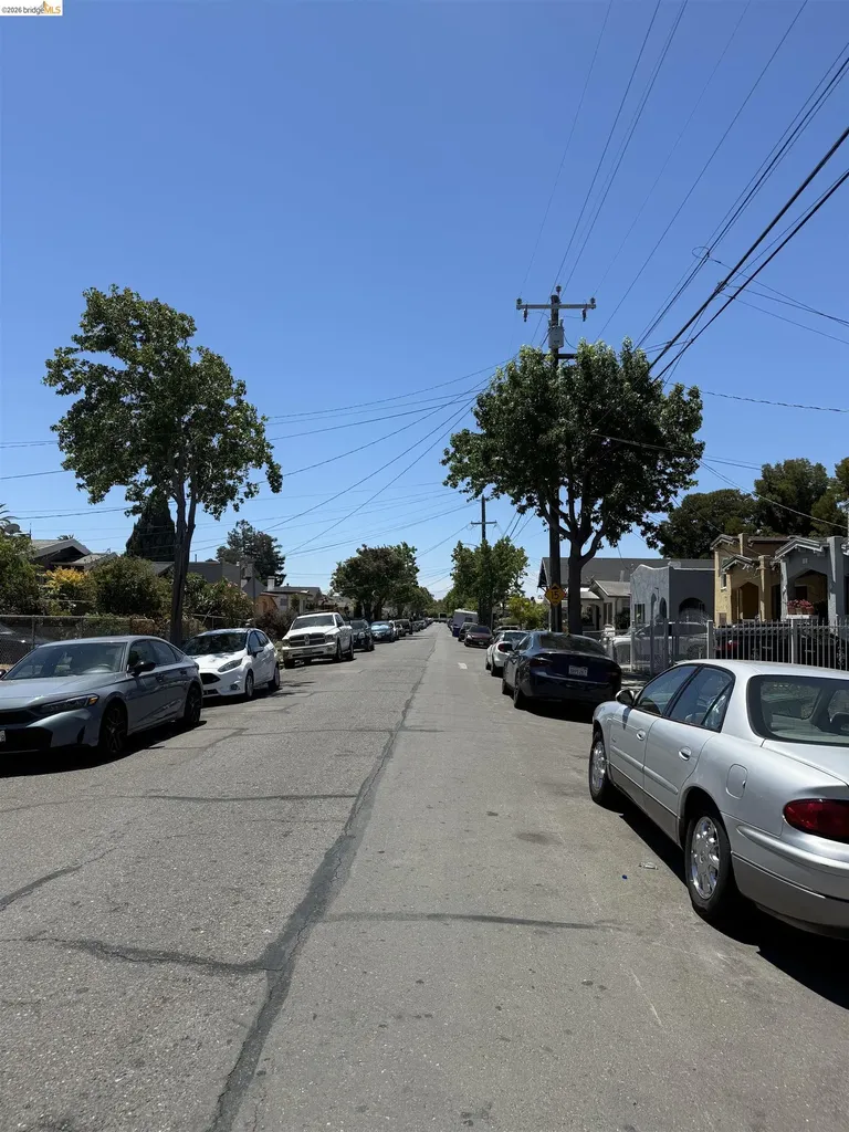 1862 66th Avenue Oakland CA 94621
