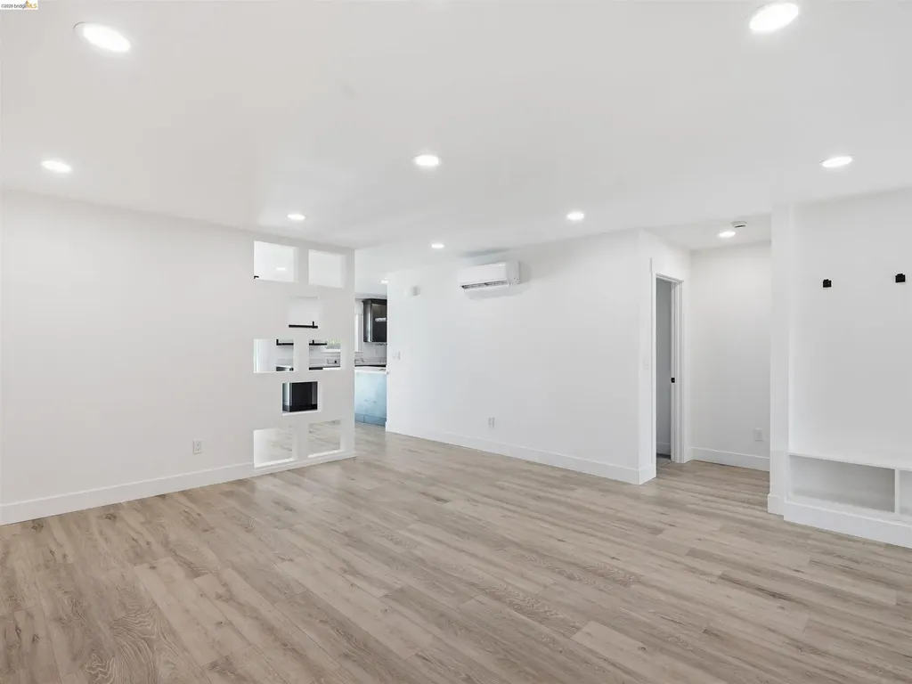 2717 D Street Antioch CA 94509