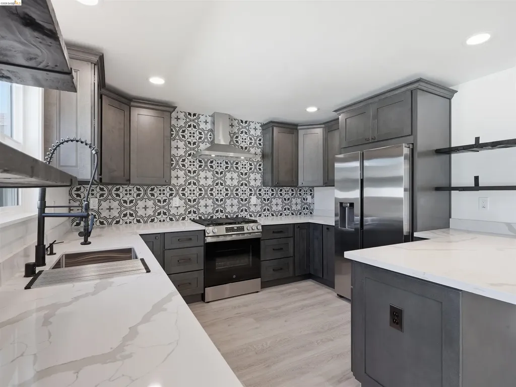 2717 D Street Antioch CA 94509